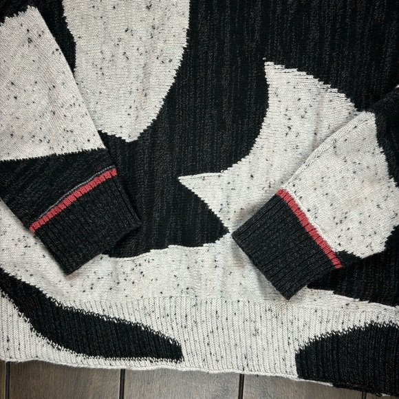 80’s Inspired Nic+Zoe Drop Shoulder Sweater With Funky Black & Gray Print Size L - Picture 4 of 8